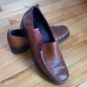 COLE HAAN COUNTRY BROWN LEATHER LOAFERS